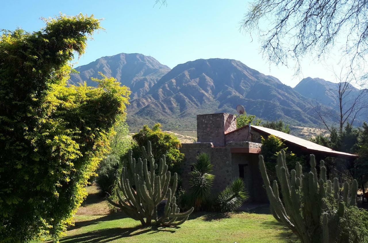 Cabanas Altos Del Velazco La Rioja Buitenkant foto